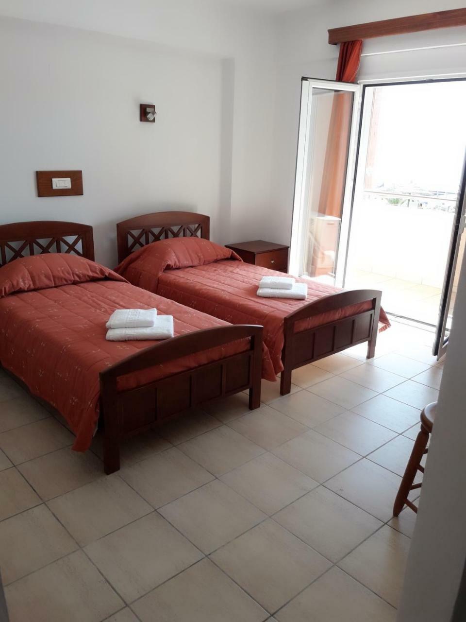 Aquamar Beach Hotel Kournás Eksteriør billede